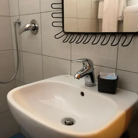 מלון Be 3*