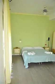 Отель Be